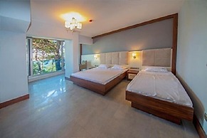 Ivy Sailing Resort