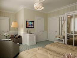 Hotel Voyage