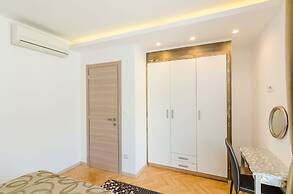 Villa Dolores Apartments