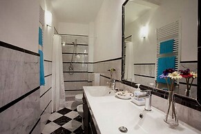 Carmine Suite