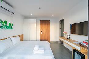 Dandelion Apartment