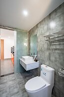 Dandelion Apartment