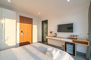 Dandelion Apartment