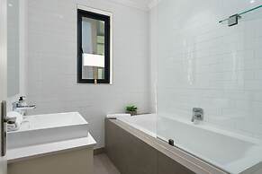 Warwick Mansions 8
