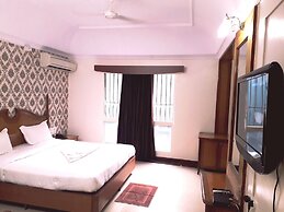 Hotel Chetan International