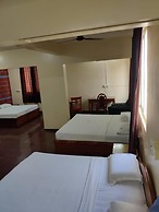 Hotel Chetan International