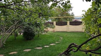 Sadorini Guest House