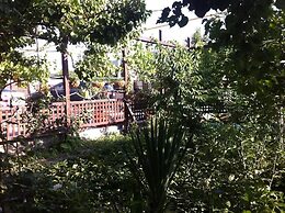 Sadorini Guest House