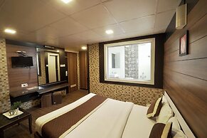 Hotel Adarsh International