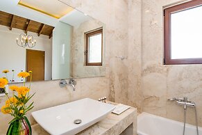 Villa Aloni