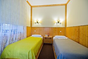 Polina Hotel