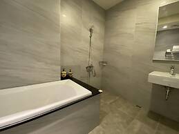 Fun Holiday Hostel