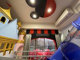 Fun Holiday Hostel