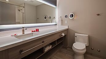 Best Western Premier Winnipeg East