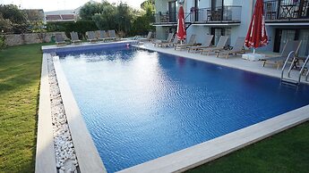 Karyada Hotel