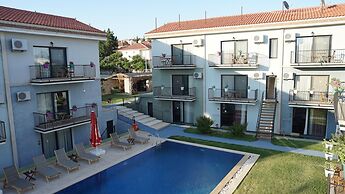 Karyada Hotel