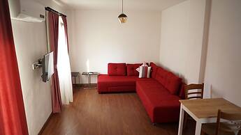 Karyada Hotel