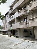 Yvonne's Hotel