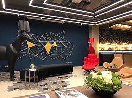 Thinker Hotel