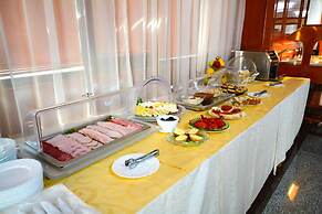 Hotel Emma Est