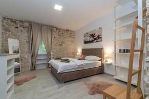 Studios Kadena