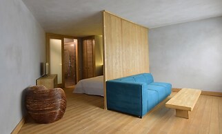 Escapade Luxury Residences