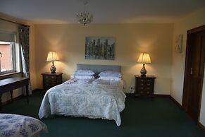 White Hill Country House