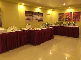 Le Raj Courtyard
