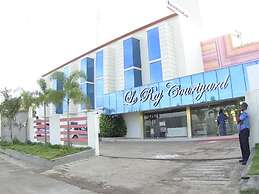 Le Raj Courtyard