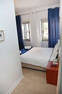 Lisbon Suite Home