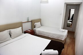 Lisbon Suite Home