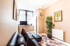 Montgomery Apartments - Crighton