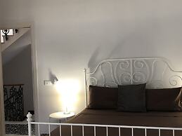 Meliora Rooms