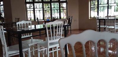 Lado Hotel