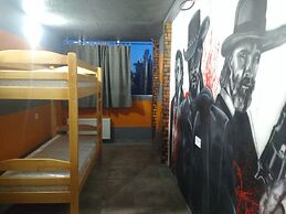 Graffiti Mega City Hostel