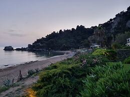 Corfu Island Apartment 13