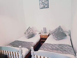 Rosecraddoc Manor Self Catering Holidays