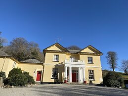 Rosecraddoc Manor Self Catering Holidays