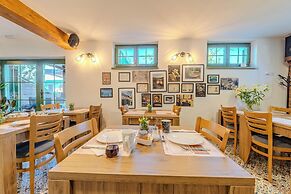 Tesla's Gastro House Plitvice