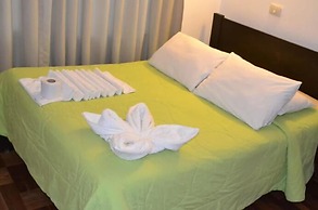 Robertos Hostel