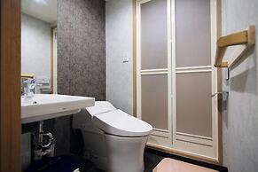 Shinjuku Global Hotel