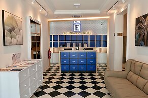 Le Embassy Hotel Georgetown