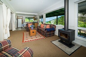 The Bryn At Tilba Family Cottage