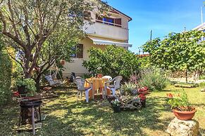 Apartments Lorencin Milka