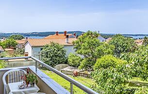 Apartments Lorencin Milka