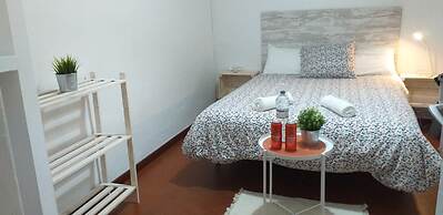 V Barcelona Hostal