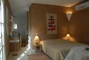 DUNEHOUSE