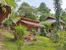 Art Khamu Homestay