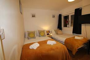 PearTree House