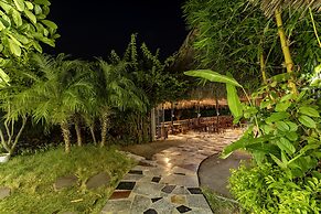 Nan House